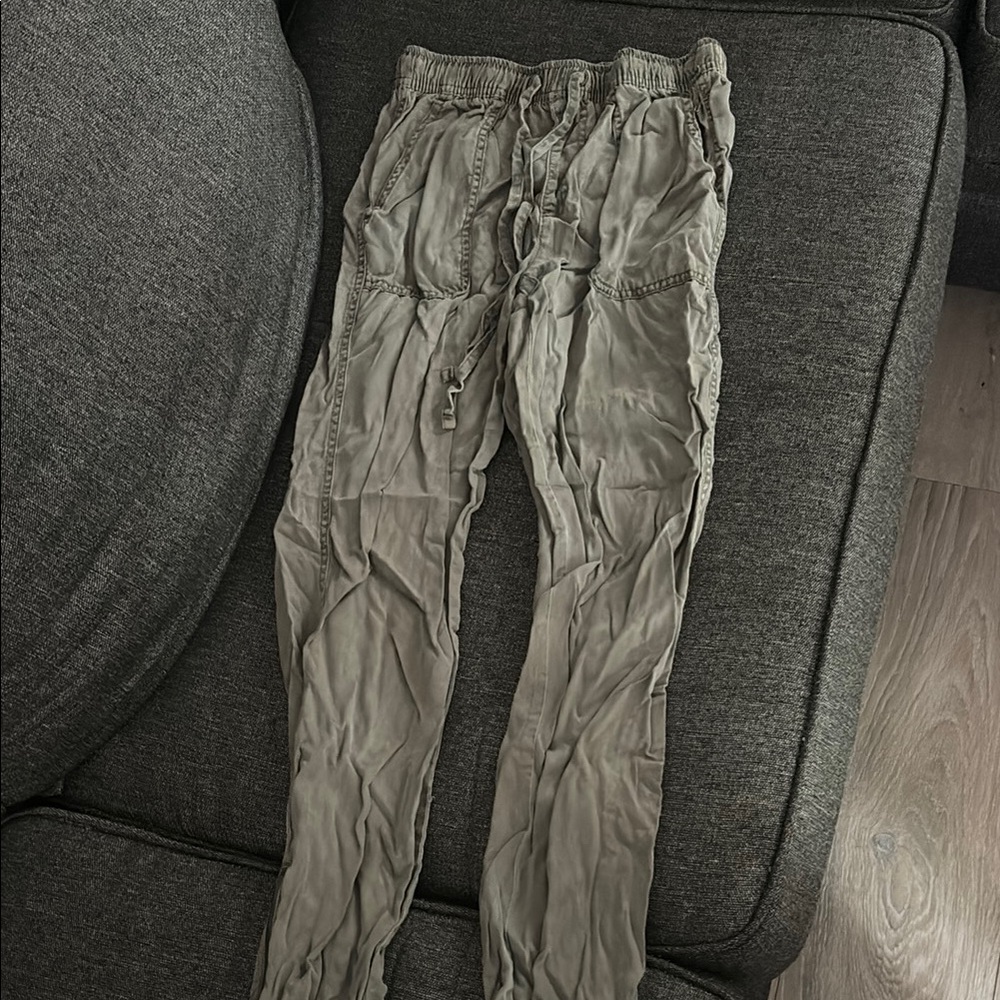 C&C California Green Casual Bottoms with Elastic Waistband